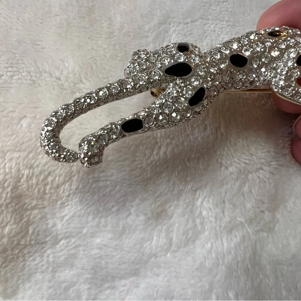Carolee Limited Edition 1992 Pave Rhinestone Leopard Panthers Brooch Pin